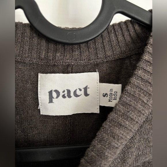 Pact Women’s pullover sweater size small - Picture 5 of 7